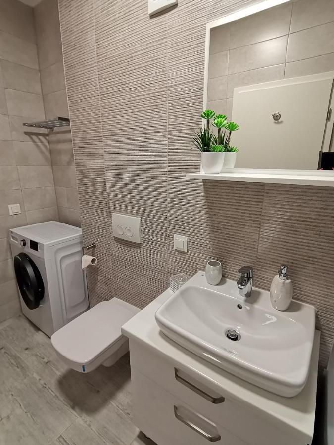 Apartmant Melinda M26 Brasov Bagian luar foto