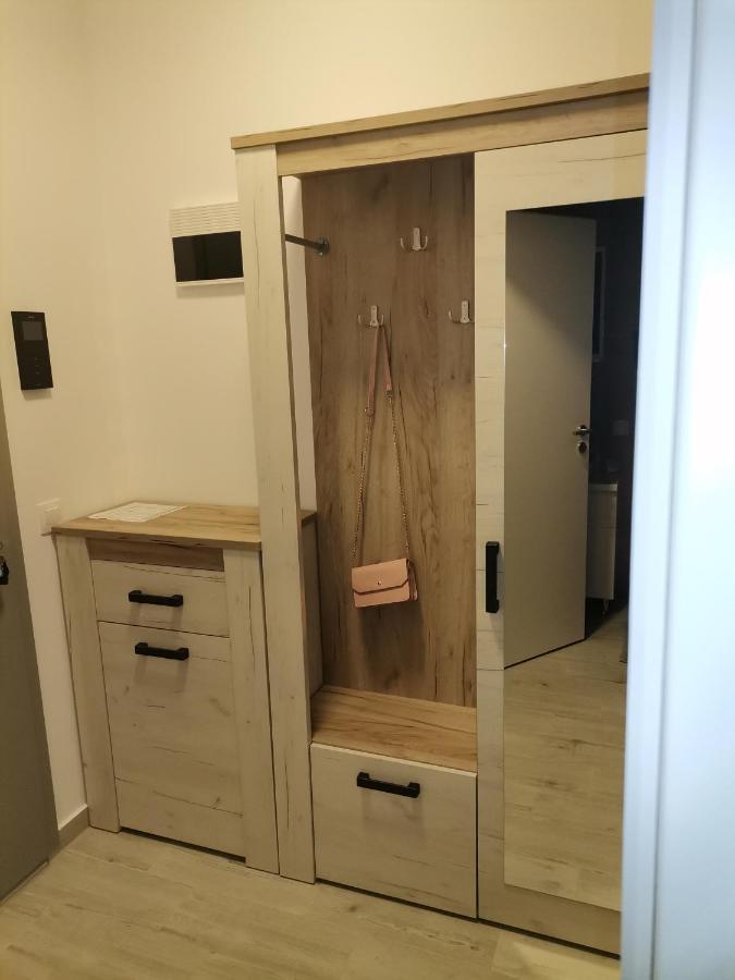 Apartmant Melinda M26 Brasov Bagian luar foto